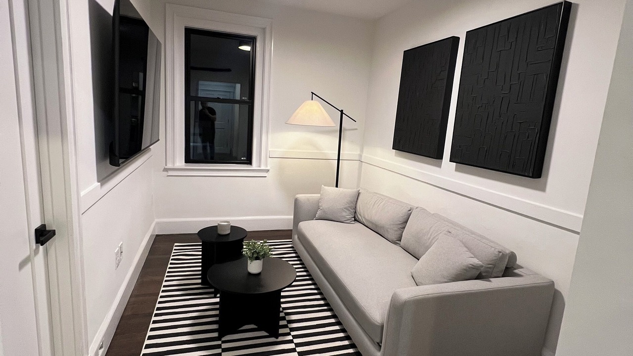 Photo of Livingroom in Quincy