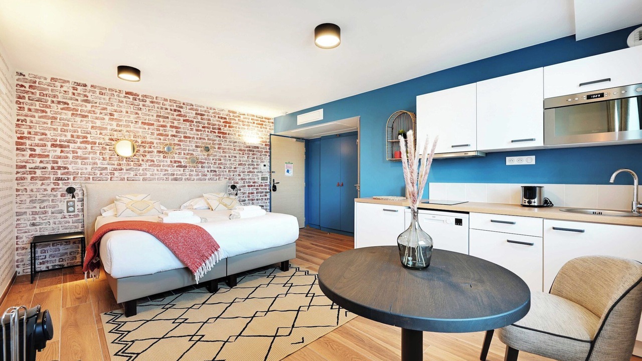 Photo of Bedroom in Vanves