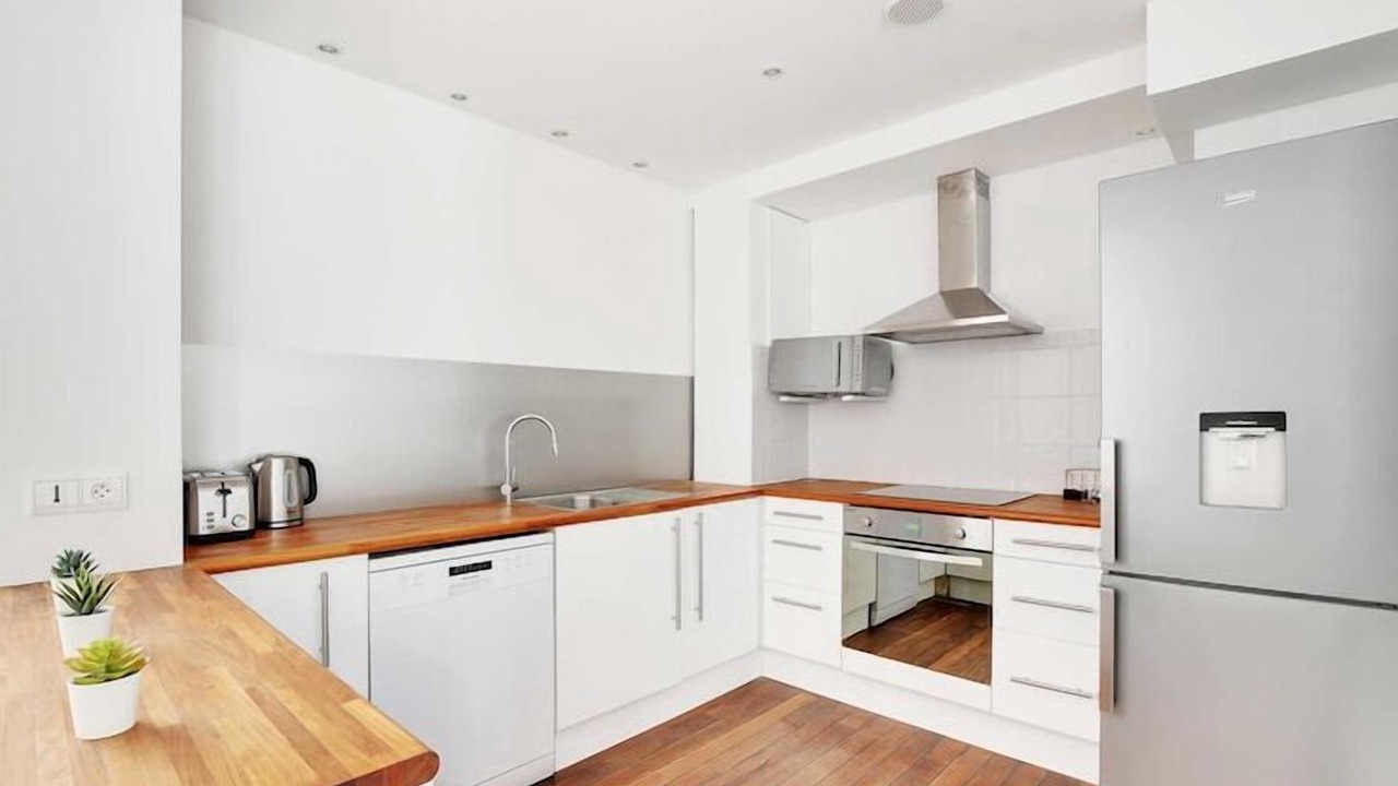 Photo of Kitchen in Saint-Lambert