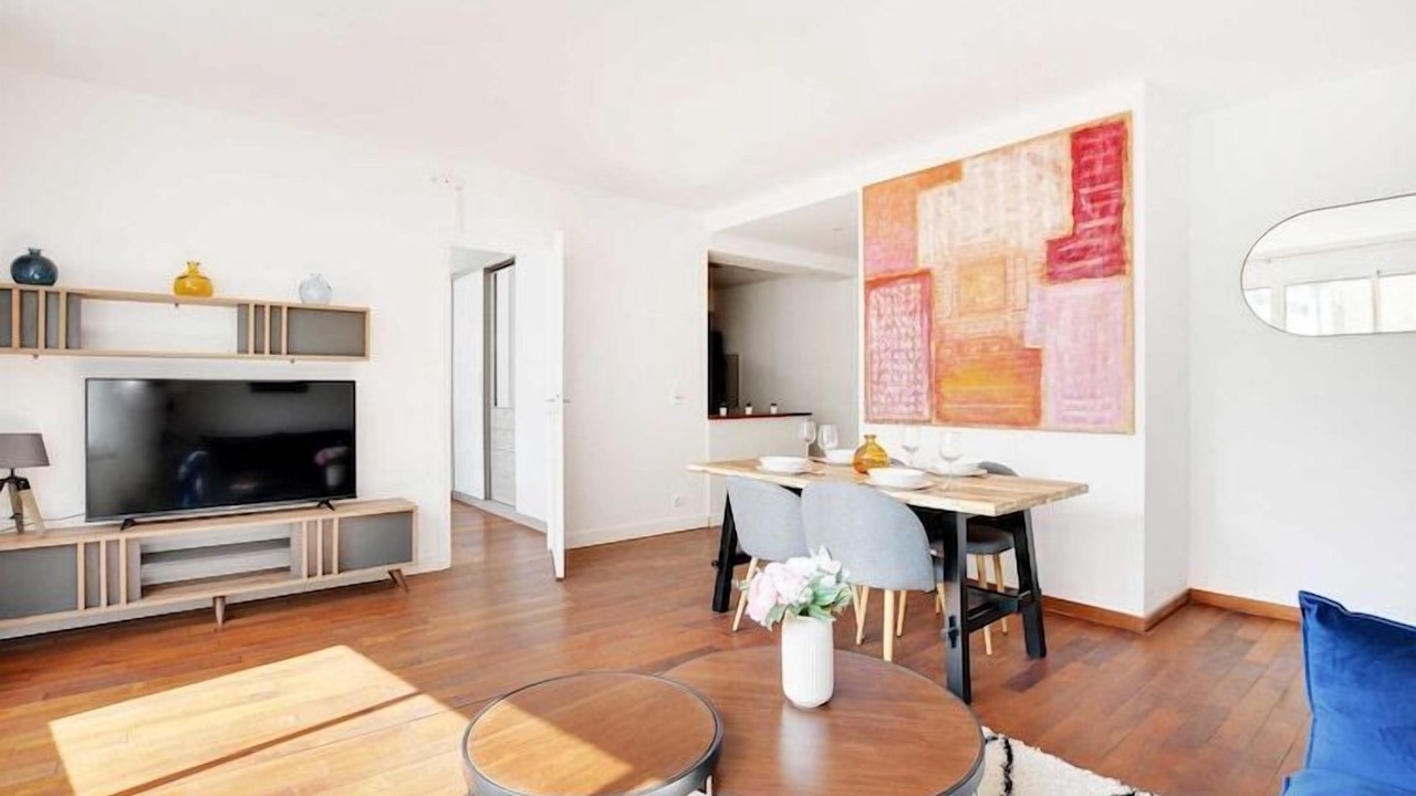 Photo of Livingroom in Saint-Lambert
