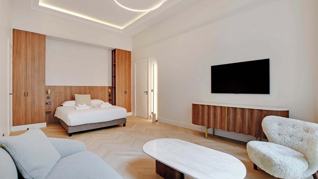 Photo of Bedroom in Champs-Elysees