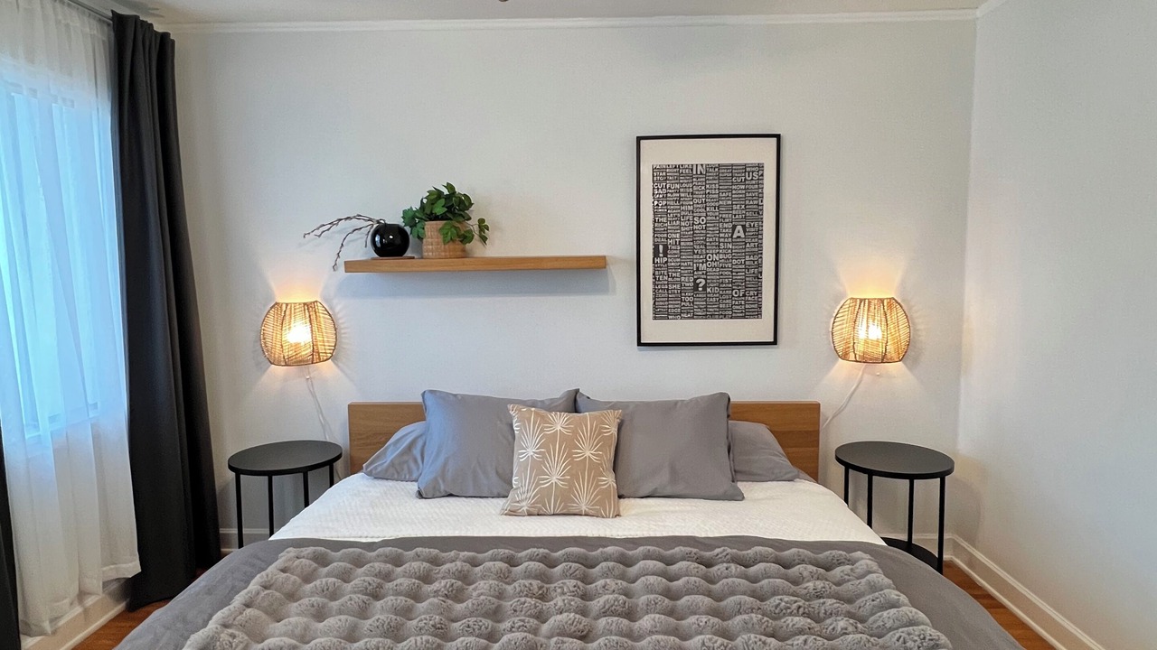 Photo of Bedroom in Fairfax District
