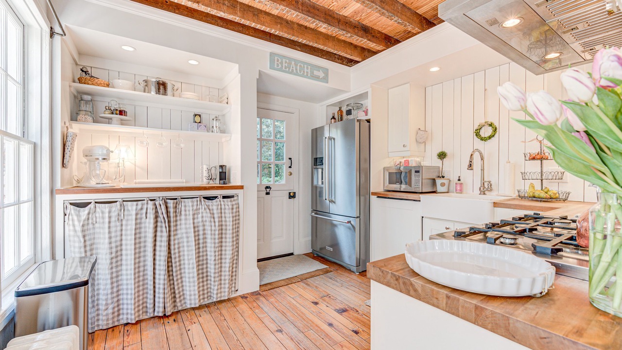 Photo of Kitchen in Old Town West