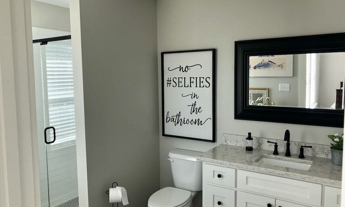 Photo of Bathroom in Long Beach