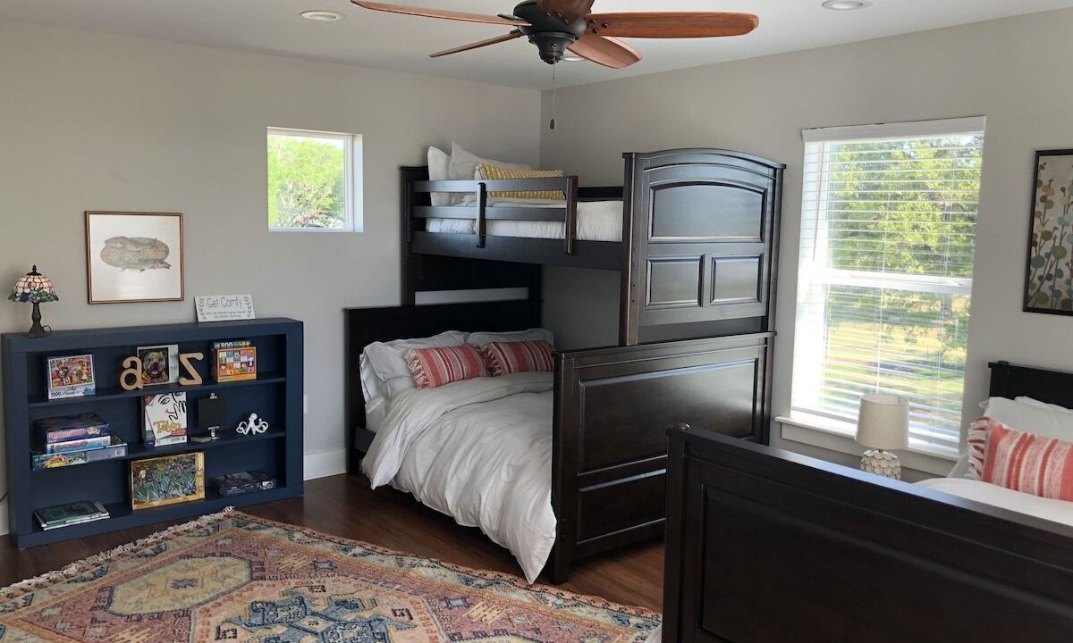 Photo of Bedroom in Long Beach