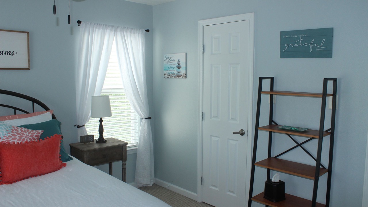 Photo of Bedroom in Gulf Park Estates