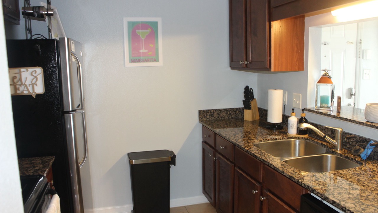 Photo of Kitchen in Gulf Park Estates