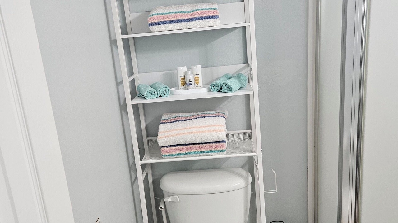Photo of Bathroom in Gulf Park Estates