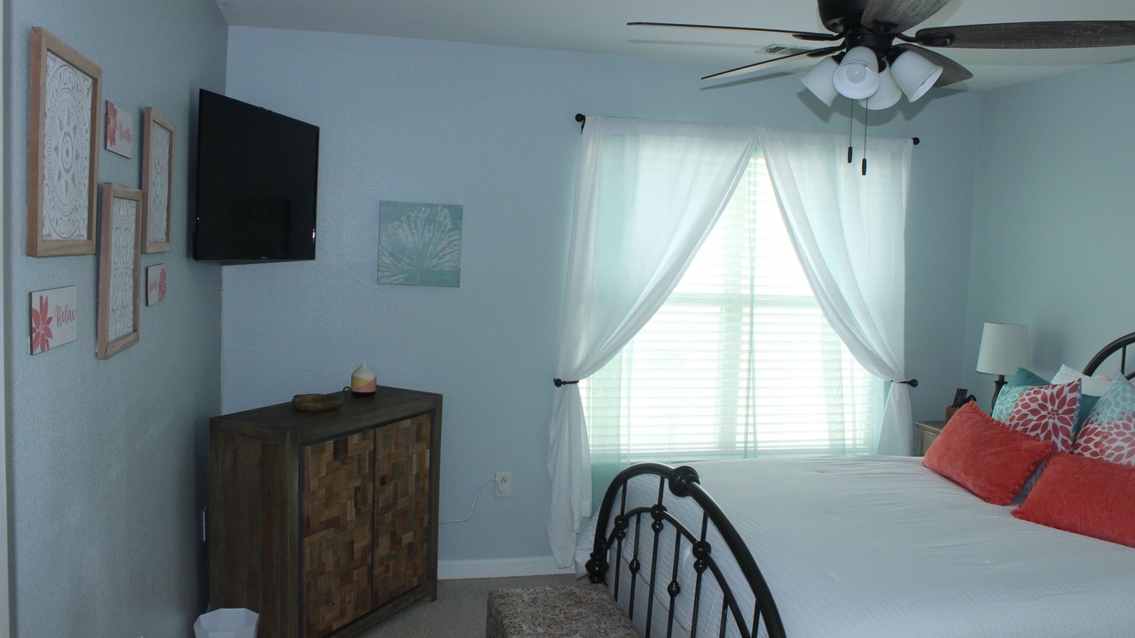 Photo of Bedroom in Gulf Park Estates