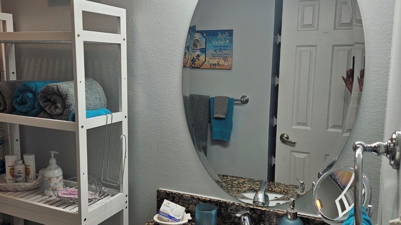 Photo of Bathroom in Gulf Park Estates