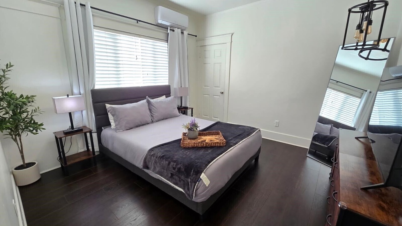 Photo of Bedroom in South Wrigley