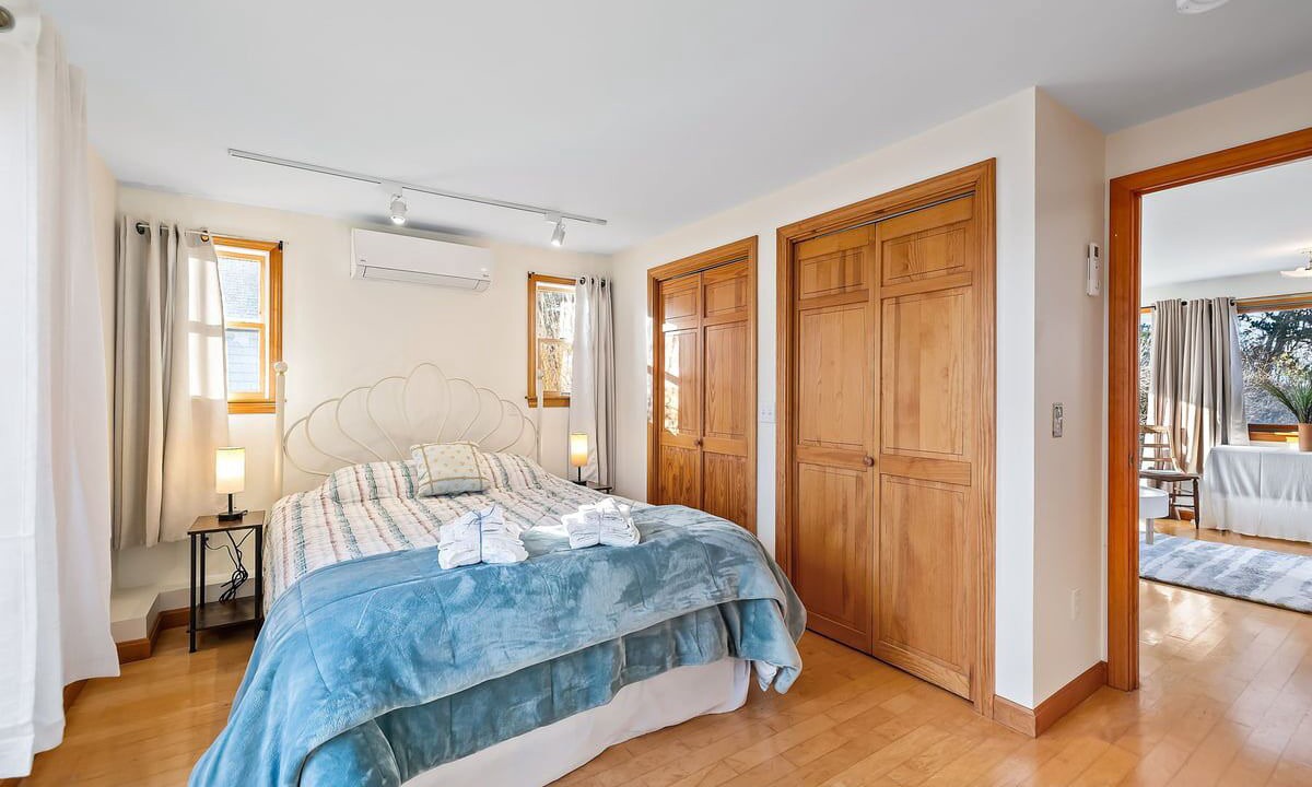 Photo of Bedroom in East Orleans