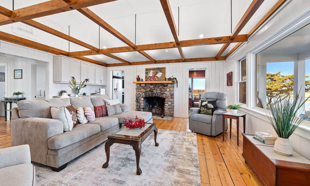Photo of Livingroom in East Orleans