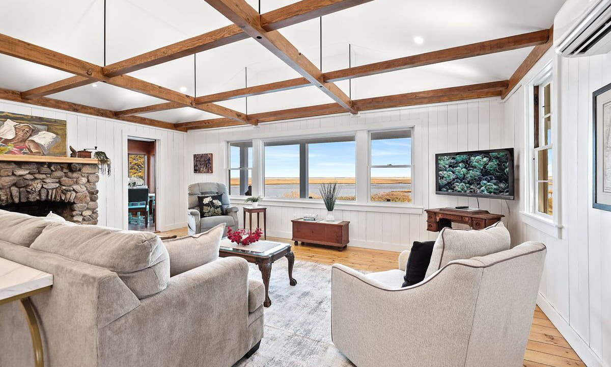 Photo of Livingroom in East Orleans
