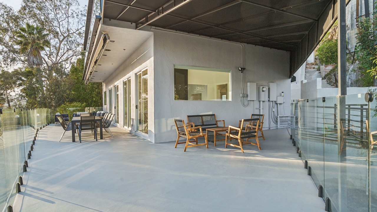 Photo of Outdoor in Hollywood Hills
