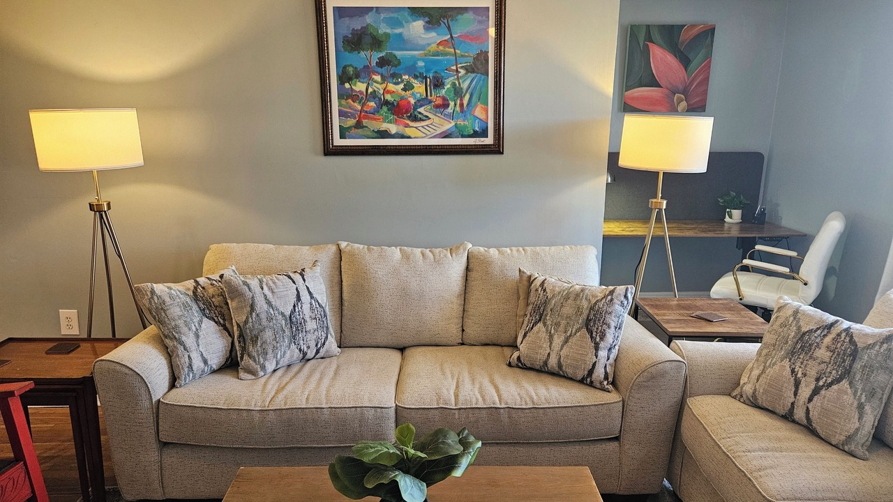 Photo of Livingroom in Washington Square