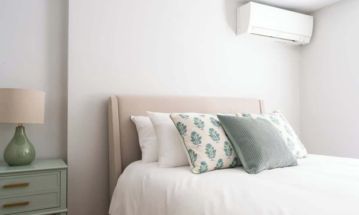 Photo of Bedroom in Newport