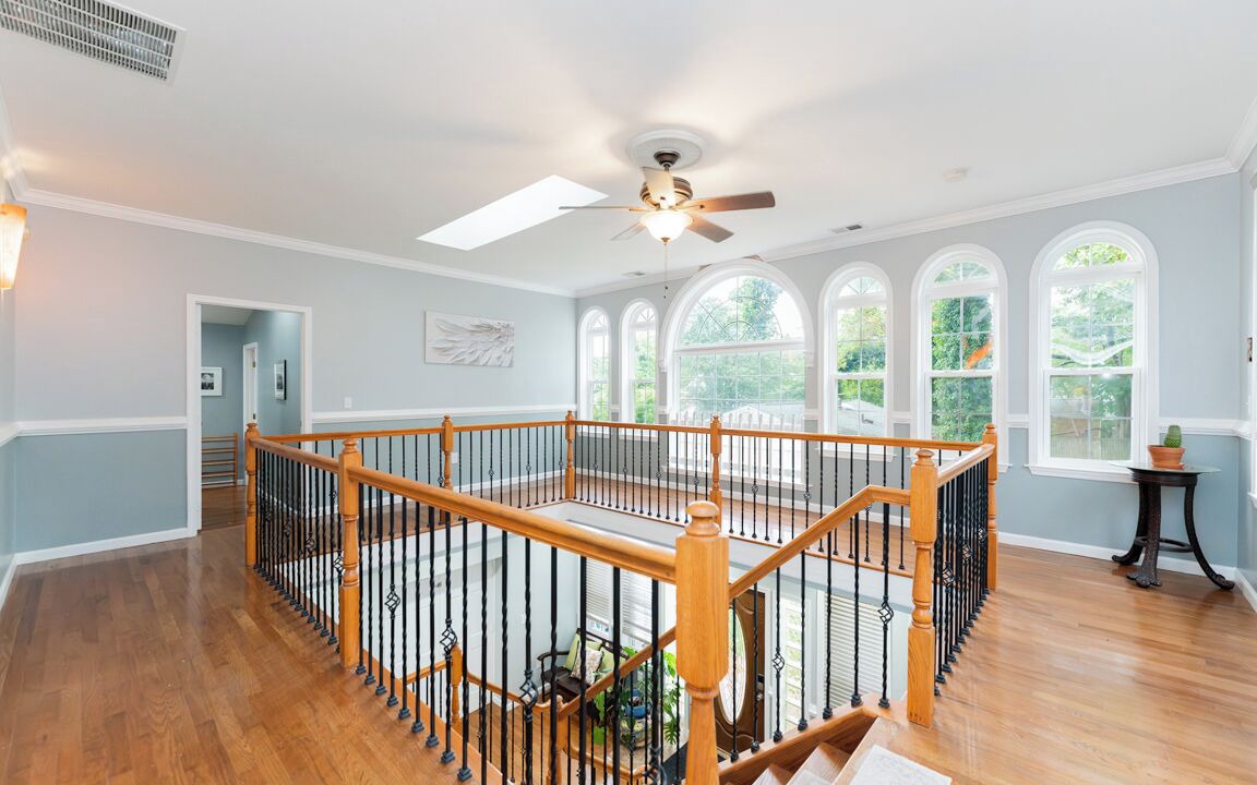 Photo of Others in Friendly