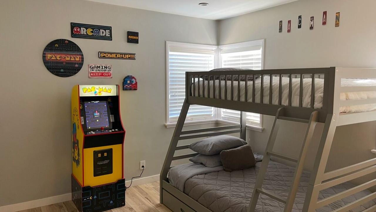 Photo of Bedroom in North Hollywood