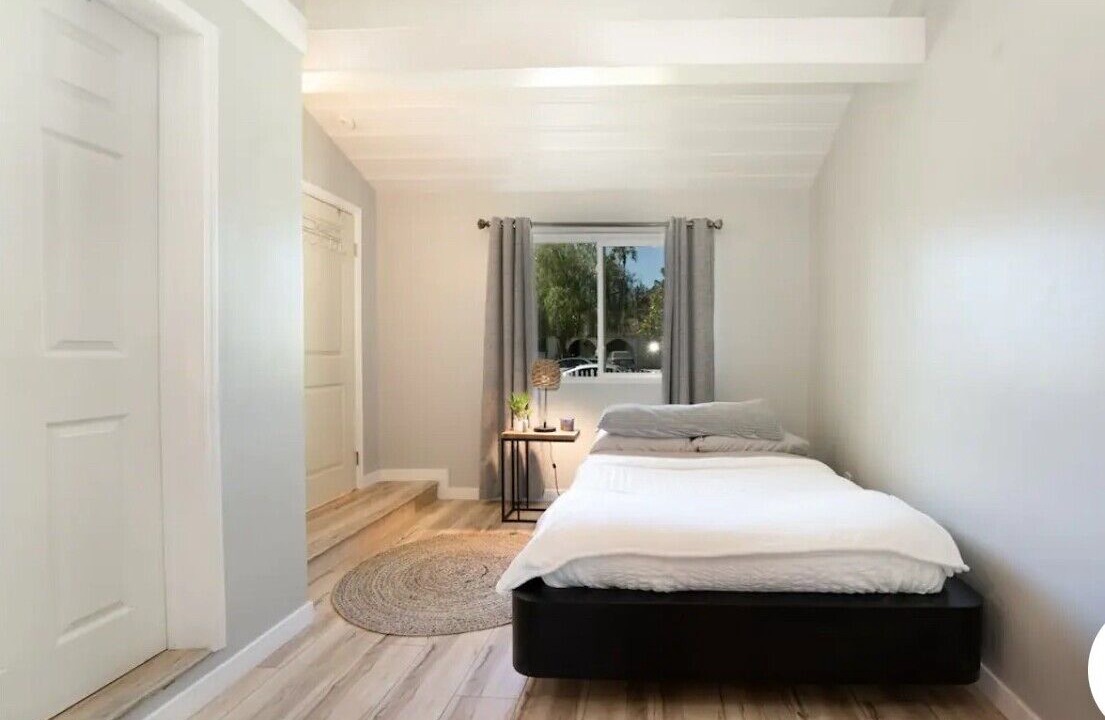 Photo of Bedroom in North Hollywood