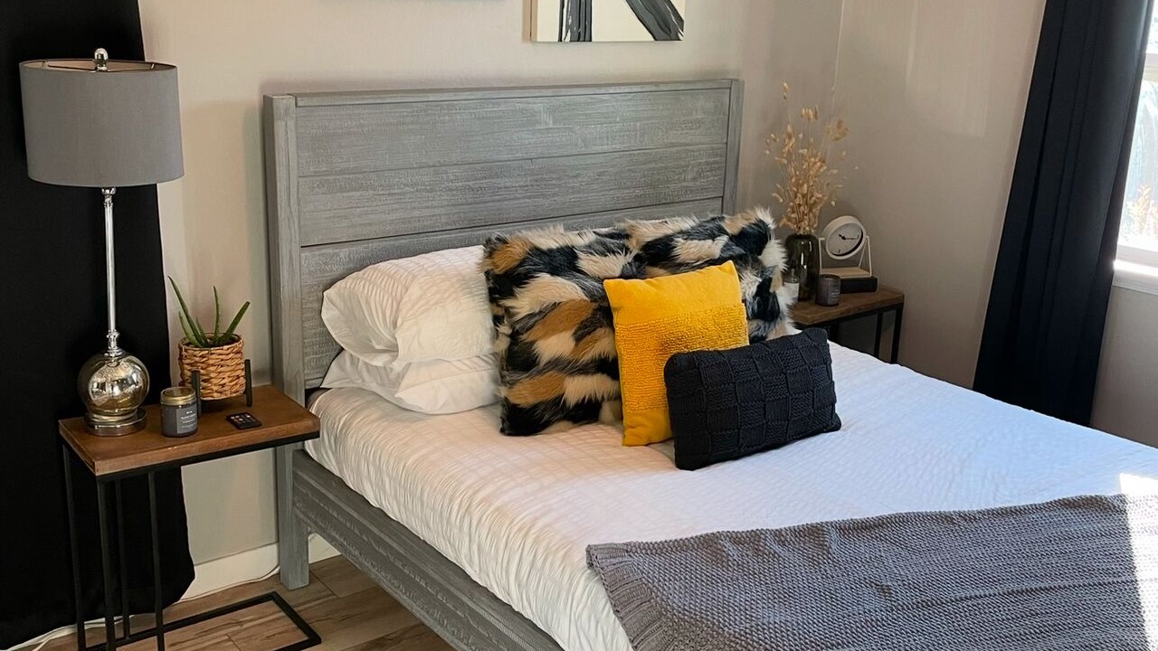 Photo of Bedroom in North Hollywood