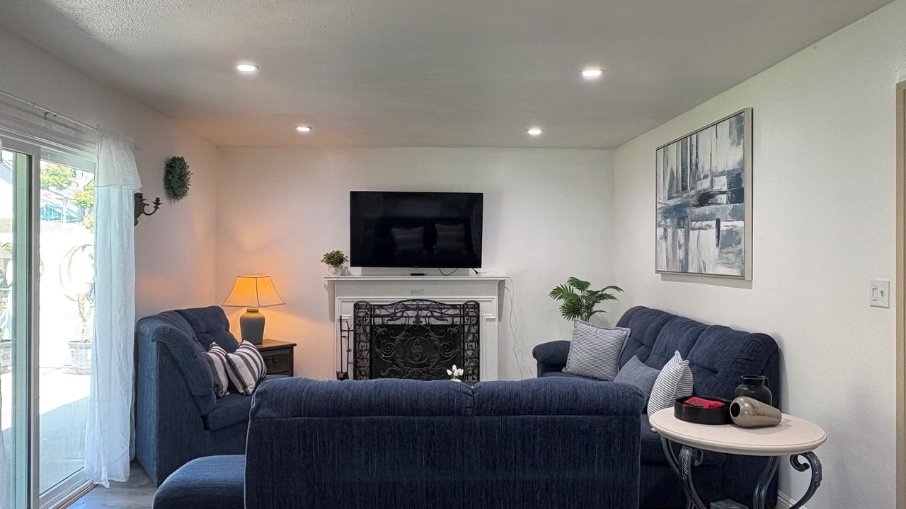 Photo of Livingroom in Sea View Estates