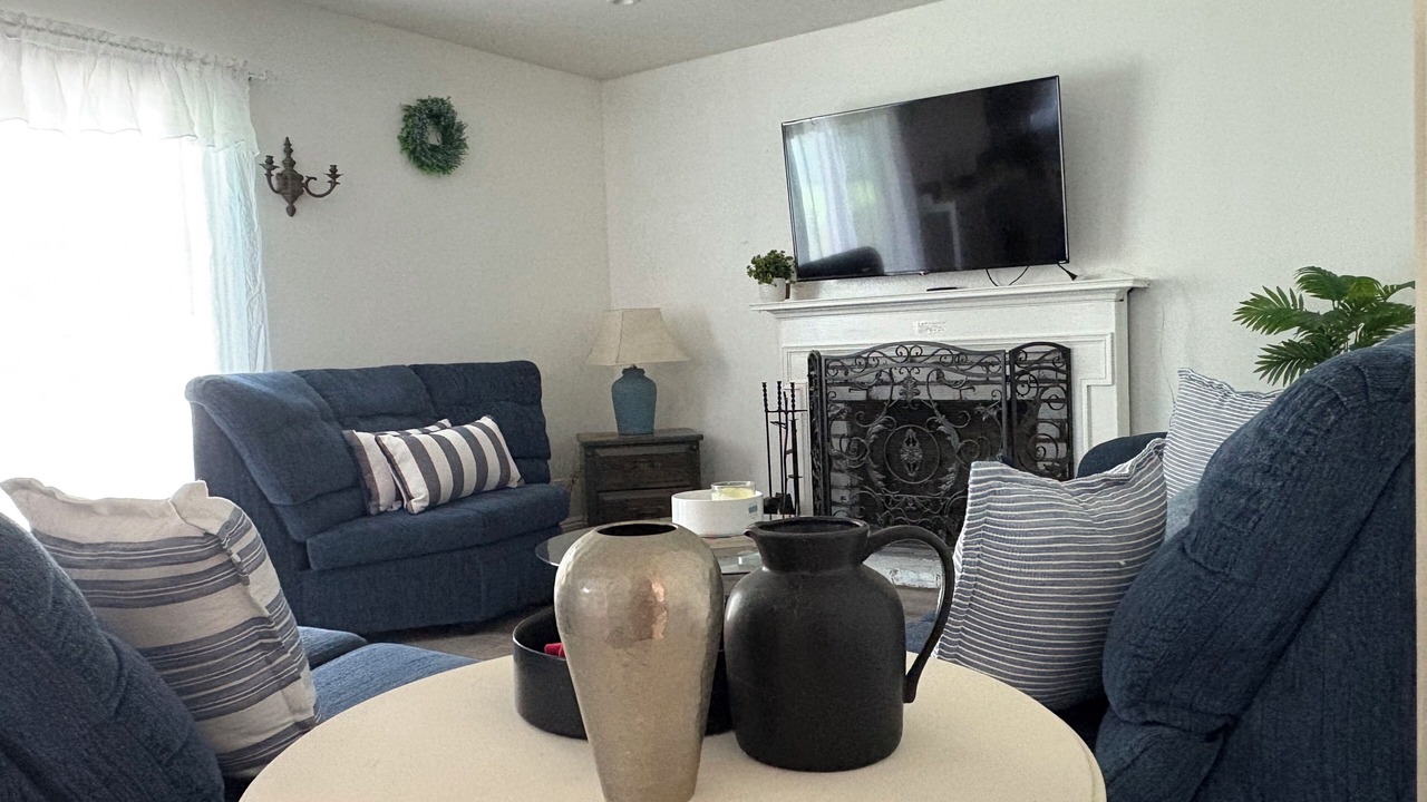 Photo of Livingroom in Sea View Estates