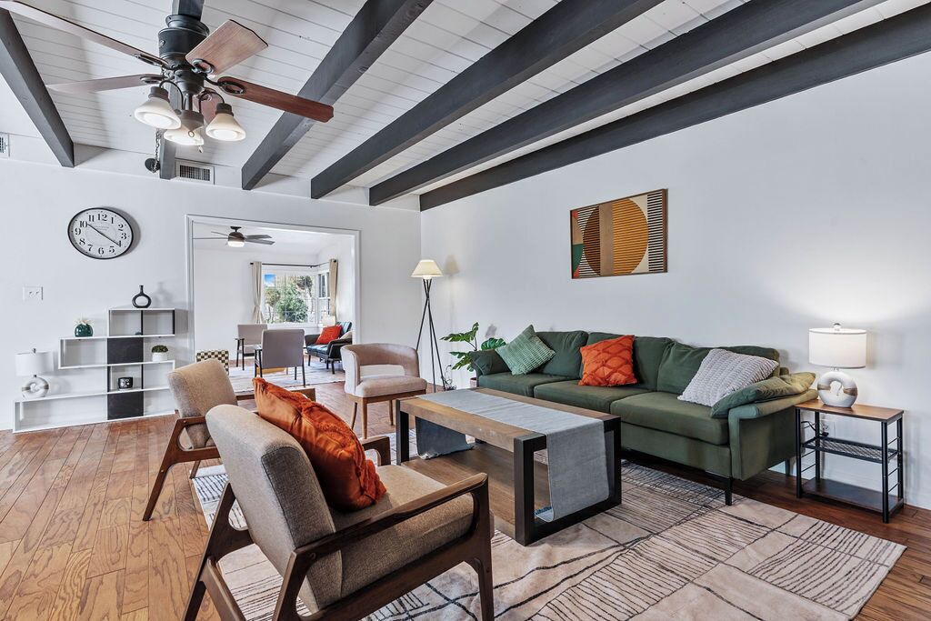 Photo of Livingroom in Cerritos