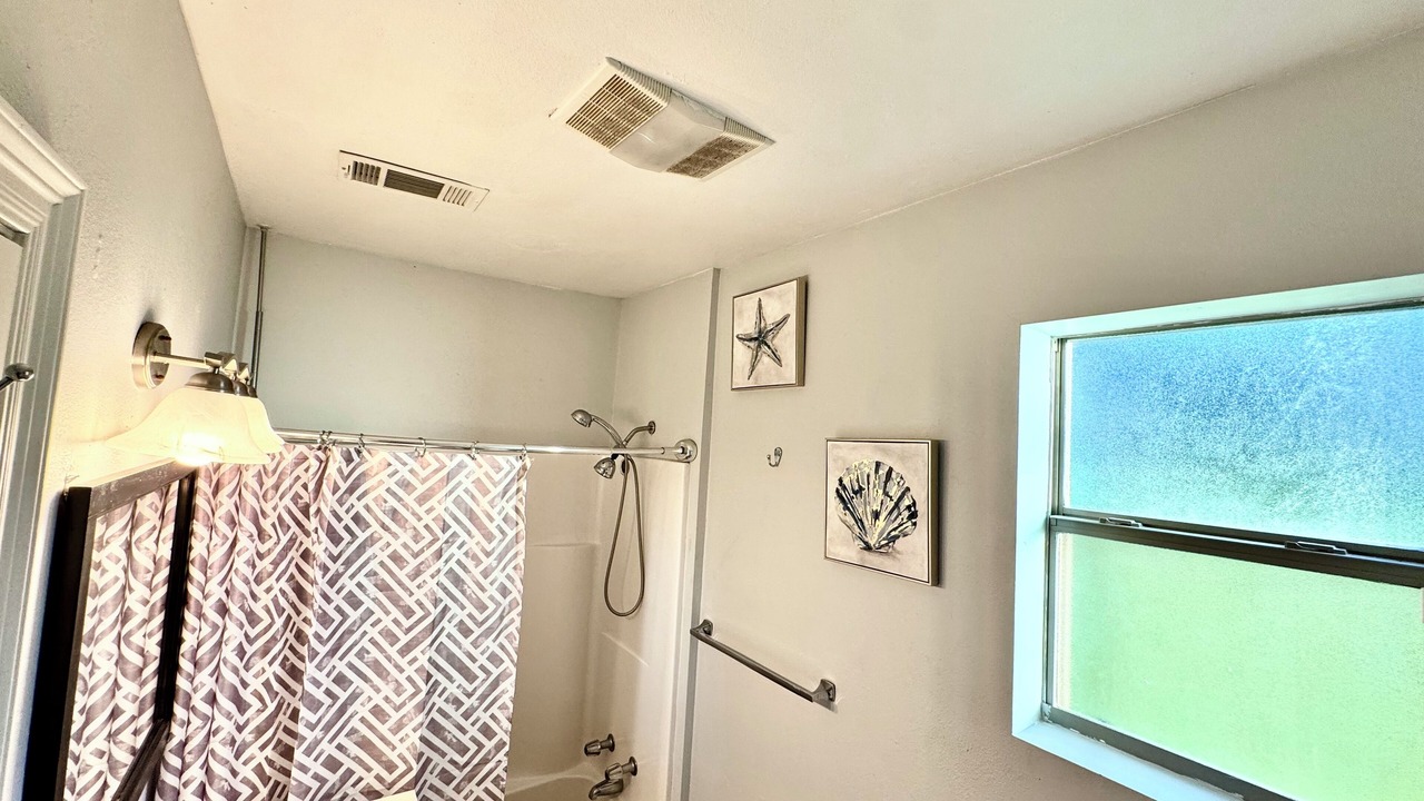 Photo of Bathroom in Gonzales