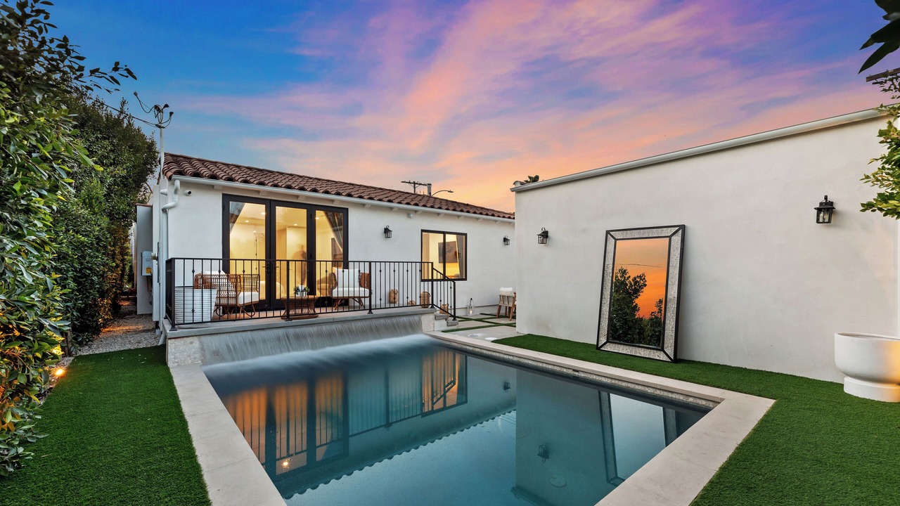 Photo of Outdoor in Beverly Grove