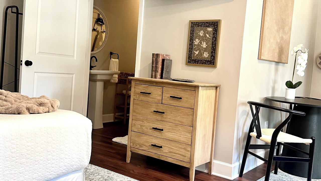 Photo of Bedroom in Biloxi