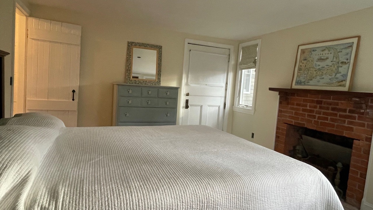 Photo of Livingroom in East Harwich
