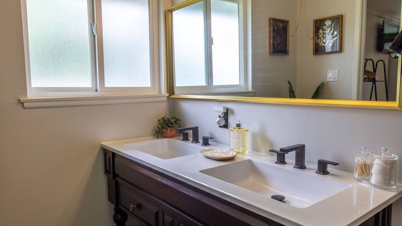Photo of Bathroom in Camarillo
