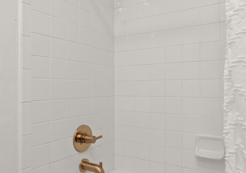 Photo of Bathroom in Ventura