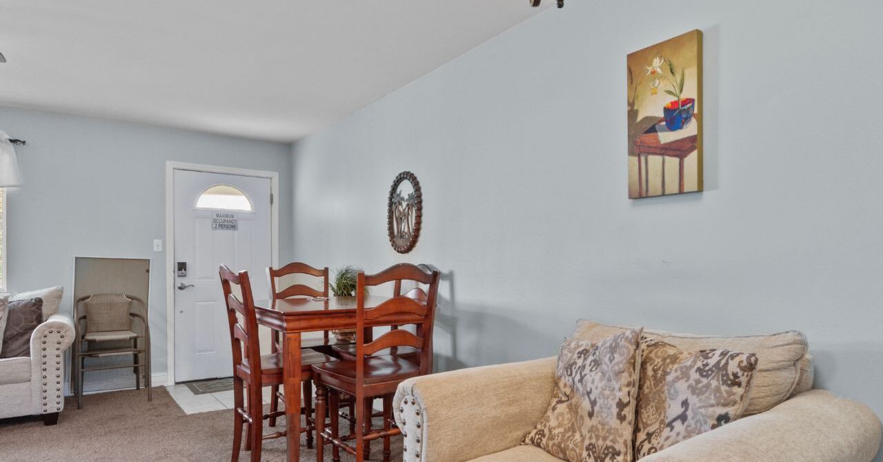 Photo of Livingroom in Biloxi