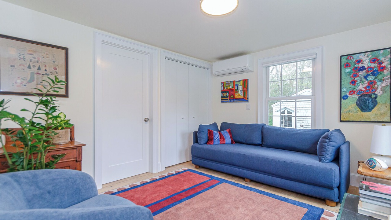 Photo of Livingroom in Rochester