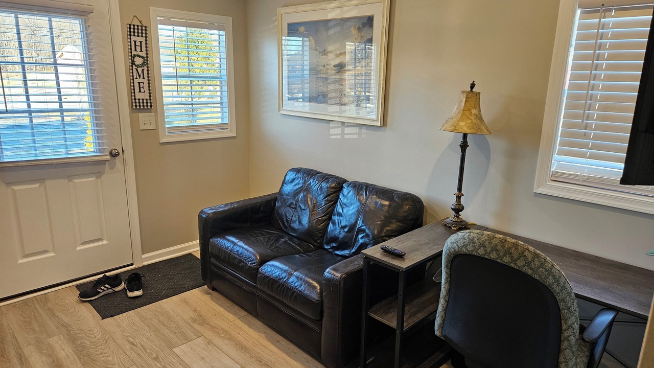 Photo of Livingroom in Ashton-Sandy Spring