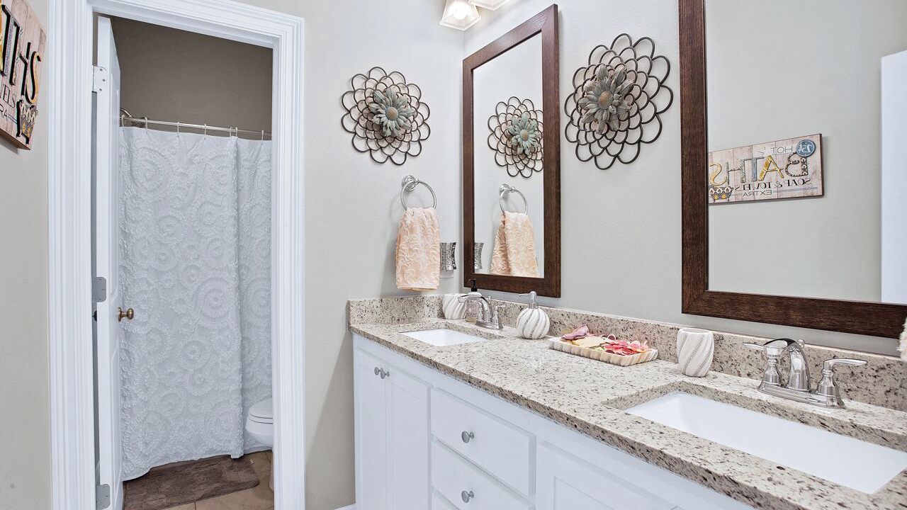 Photo of Bathroom in Geismar