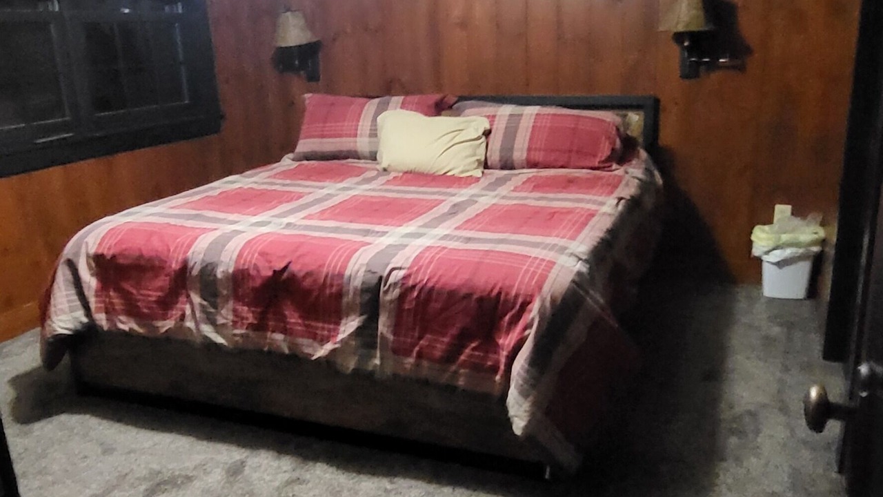 Photo of Bedroom in Emily