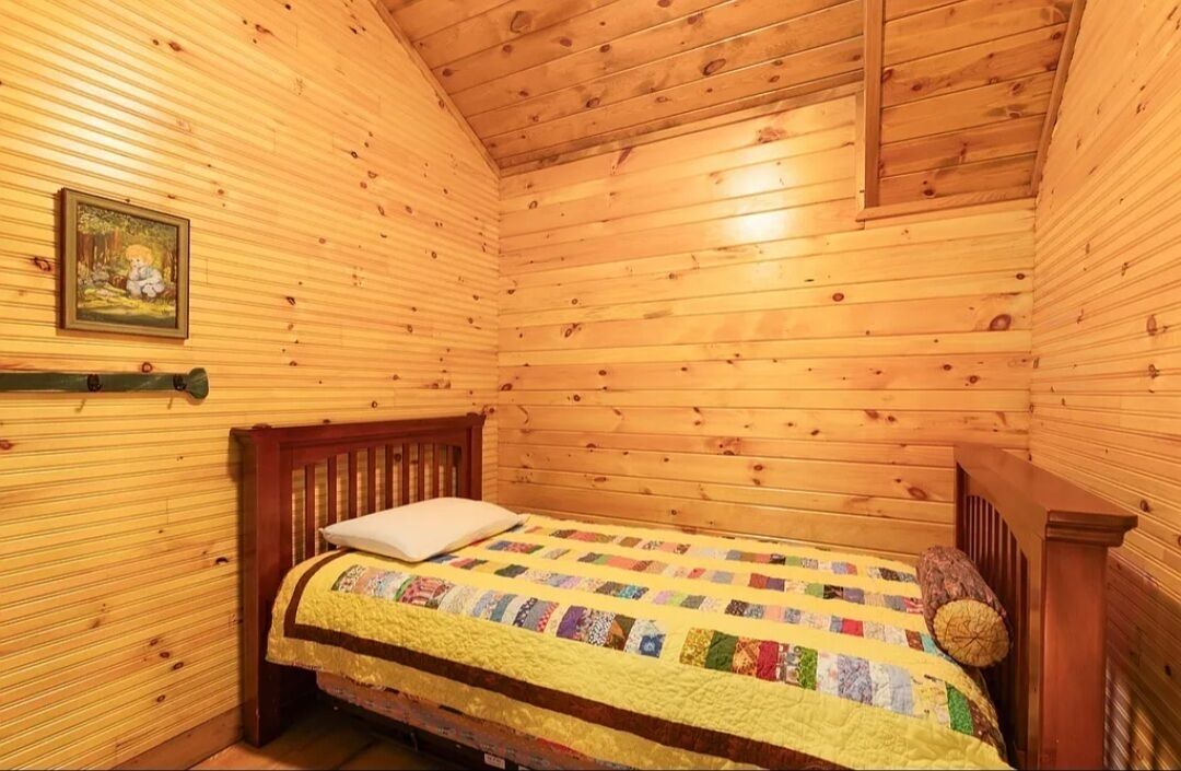 Photo of Bedroom in Emily