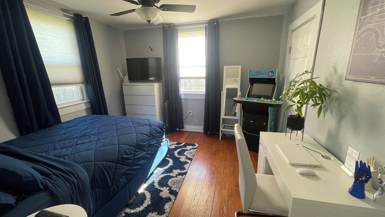 Photo of Bedroom in Esplanade Ridge