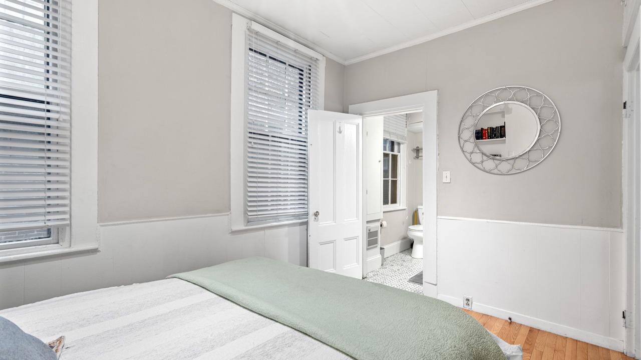 Photo of Bedroom in Beacon Hill