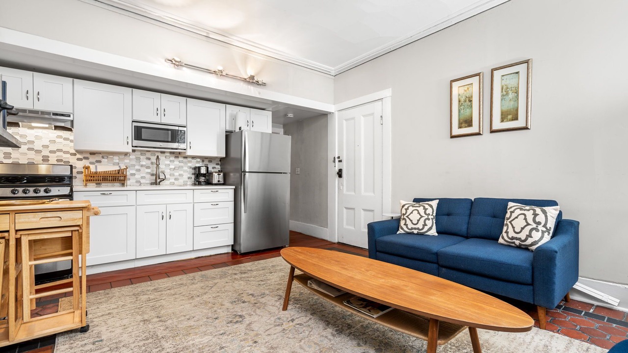 Photo of Livingroom in Beacon Hill
