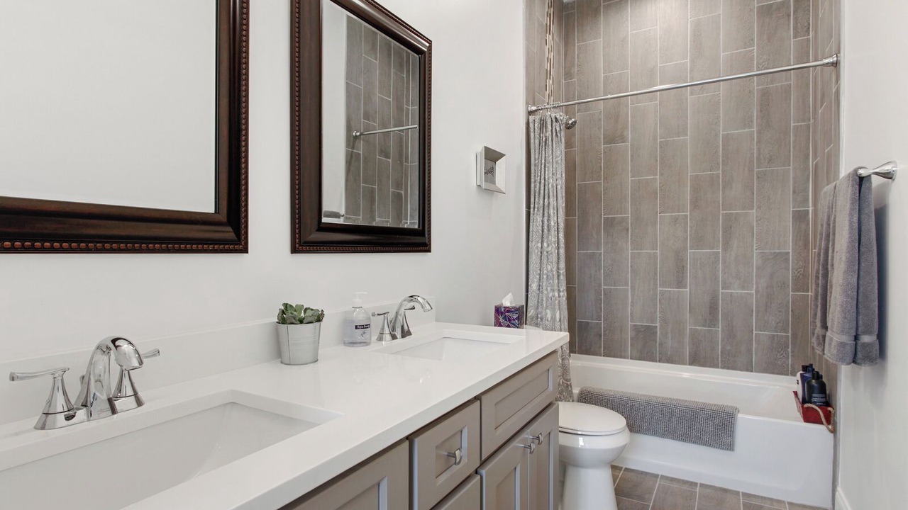 Photo of Bathroom in Saint Claude
