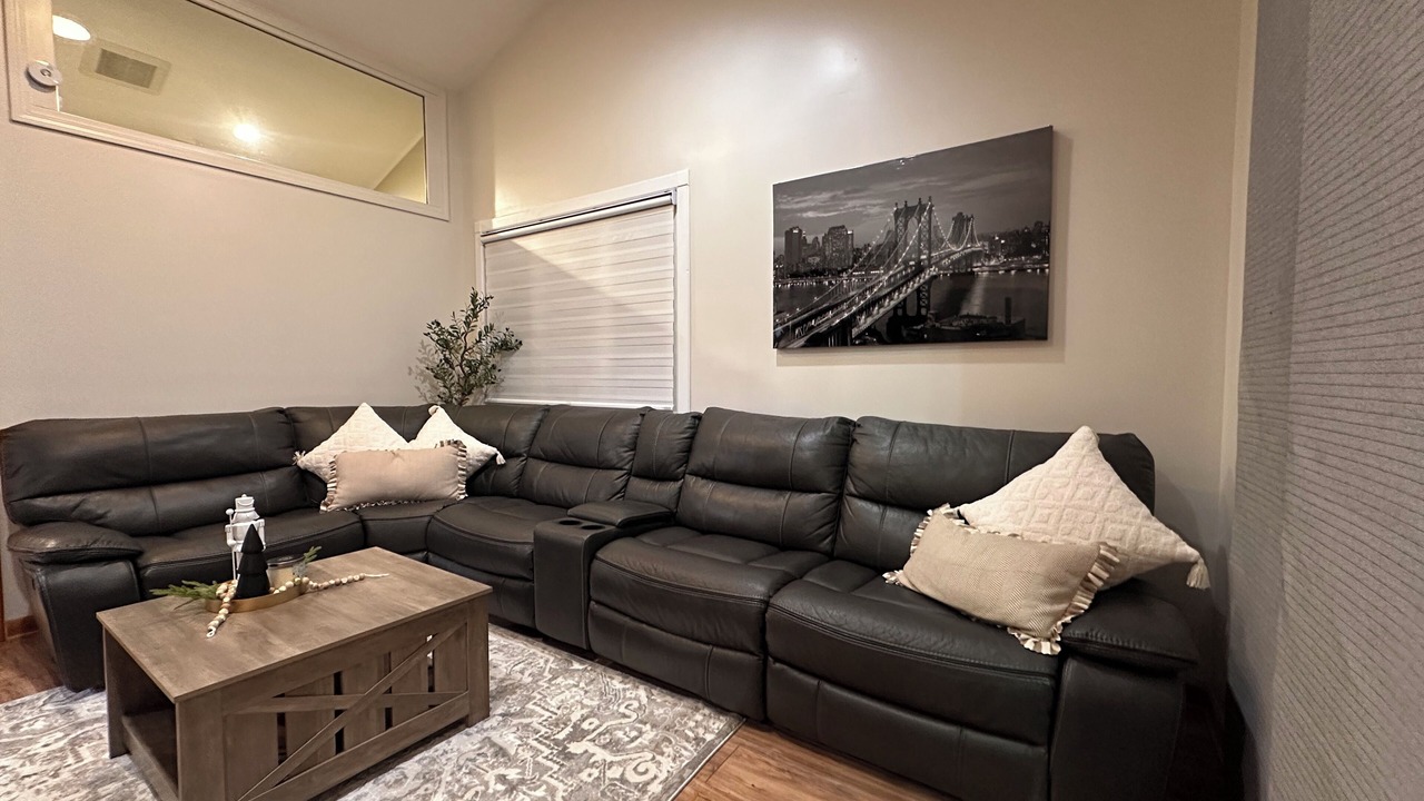 Photo of Livingroom in Friendship