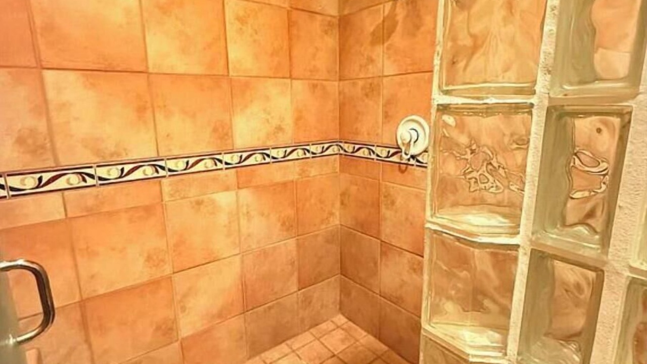Photo of Bathroom in Oxnard Shores
