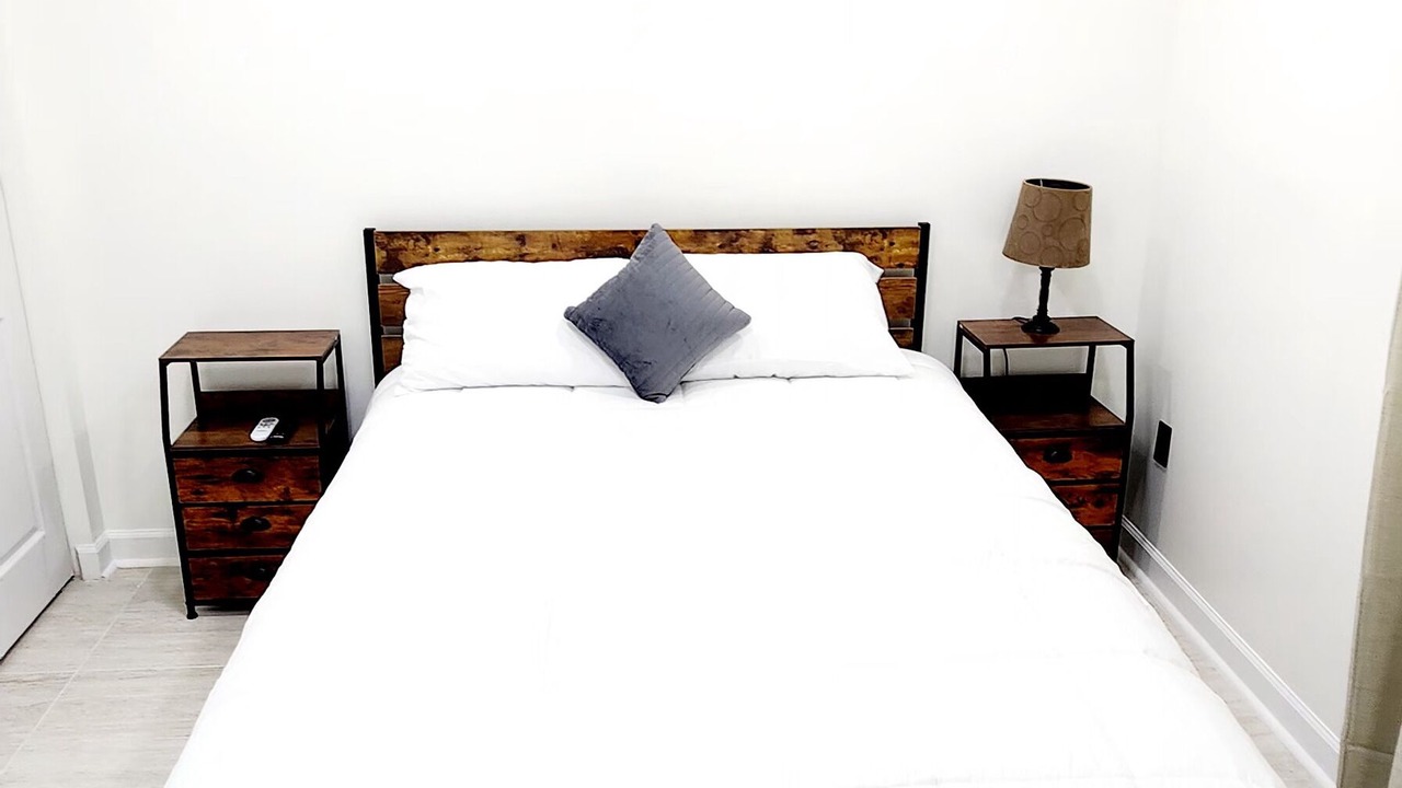 Photo of Bedroom in Kenner - Louis Armstrong International Airport