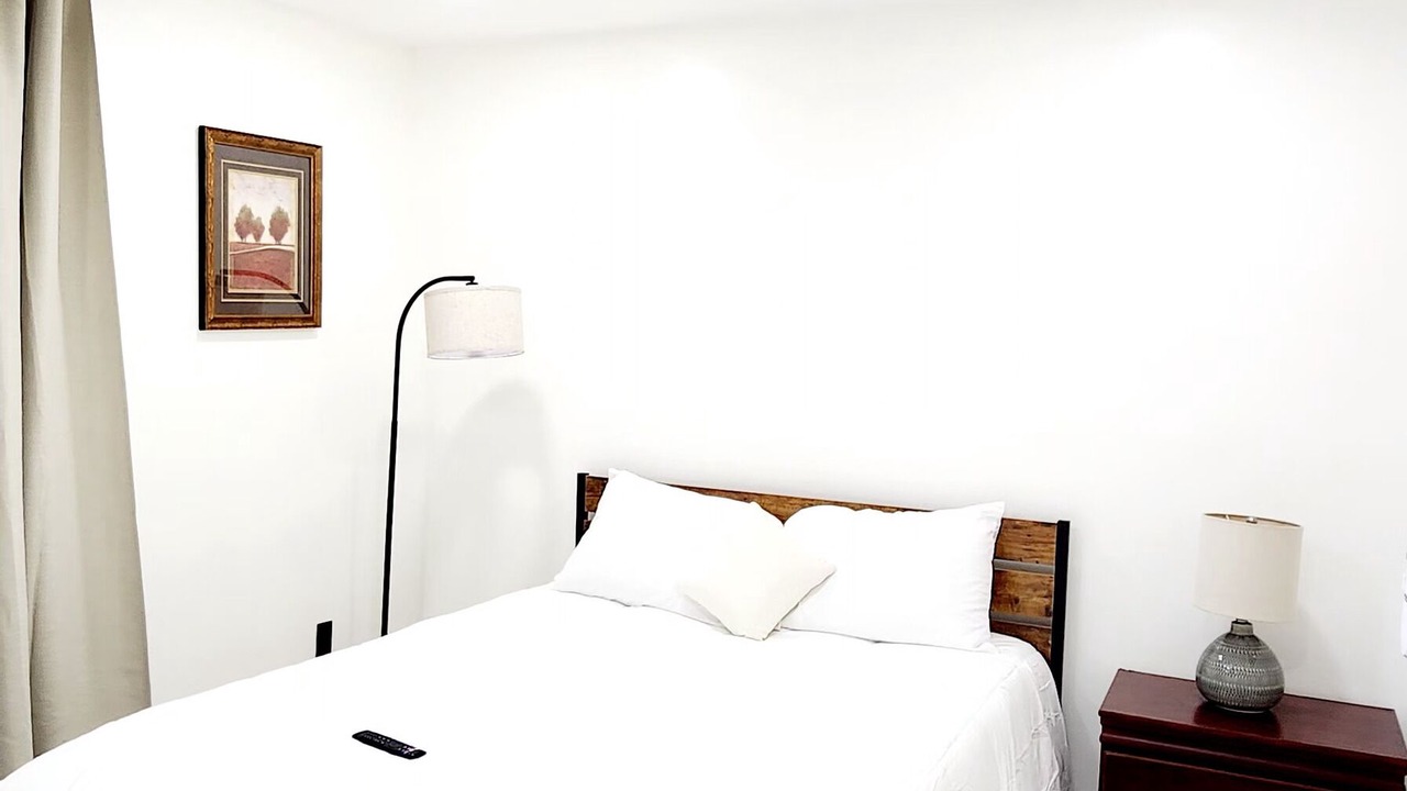 Photo of Bedroom in Kenner - Louis Armstrong International Airport