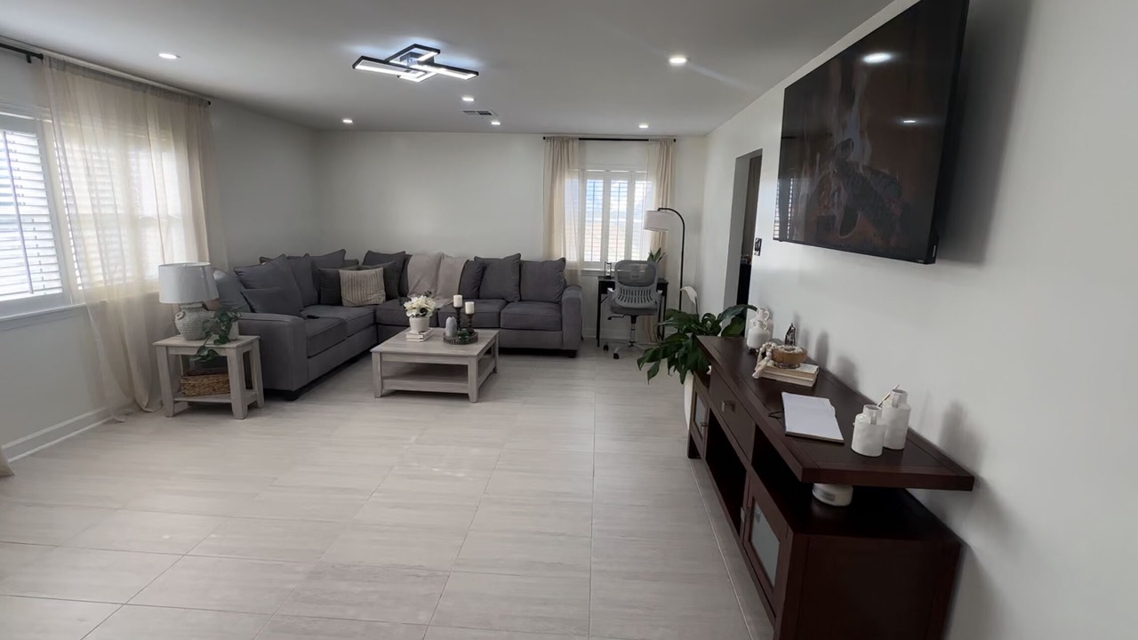 Photo of Livingroom in Kenner - Louis Armstrong International Airport