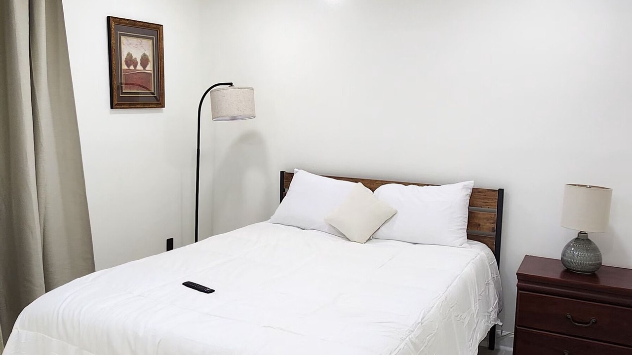 Photo of Bedroom in Kenner - Louis Armstrong International Airport